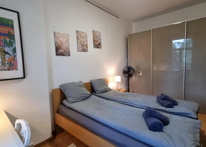 Center, High Ceilings, 75m2 2br Free Parking 탈린